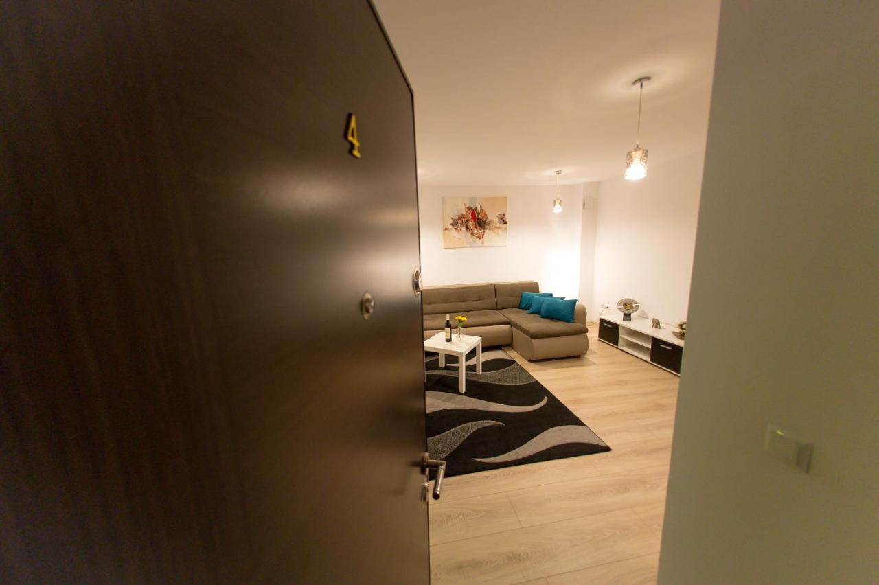 Terezianum Apartments, Free Parking シビウ エクステリア 写真