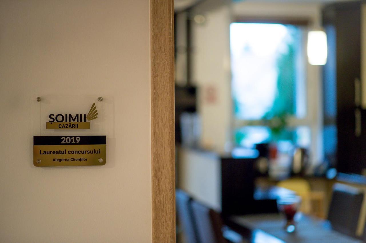 Terezianum Apartments, Free Parking シビウ エクステリア 写真