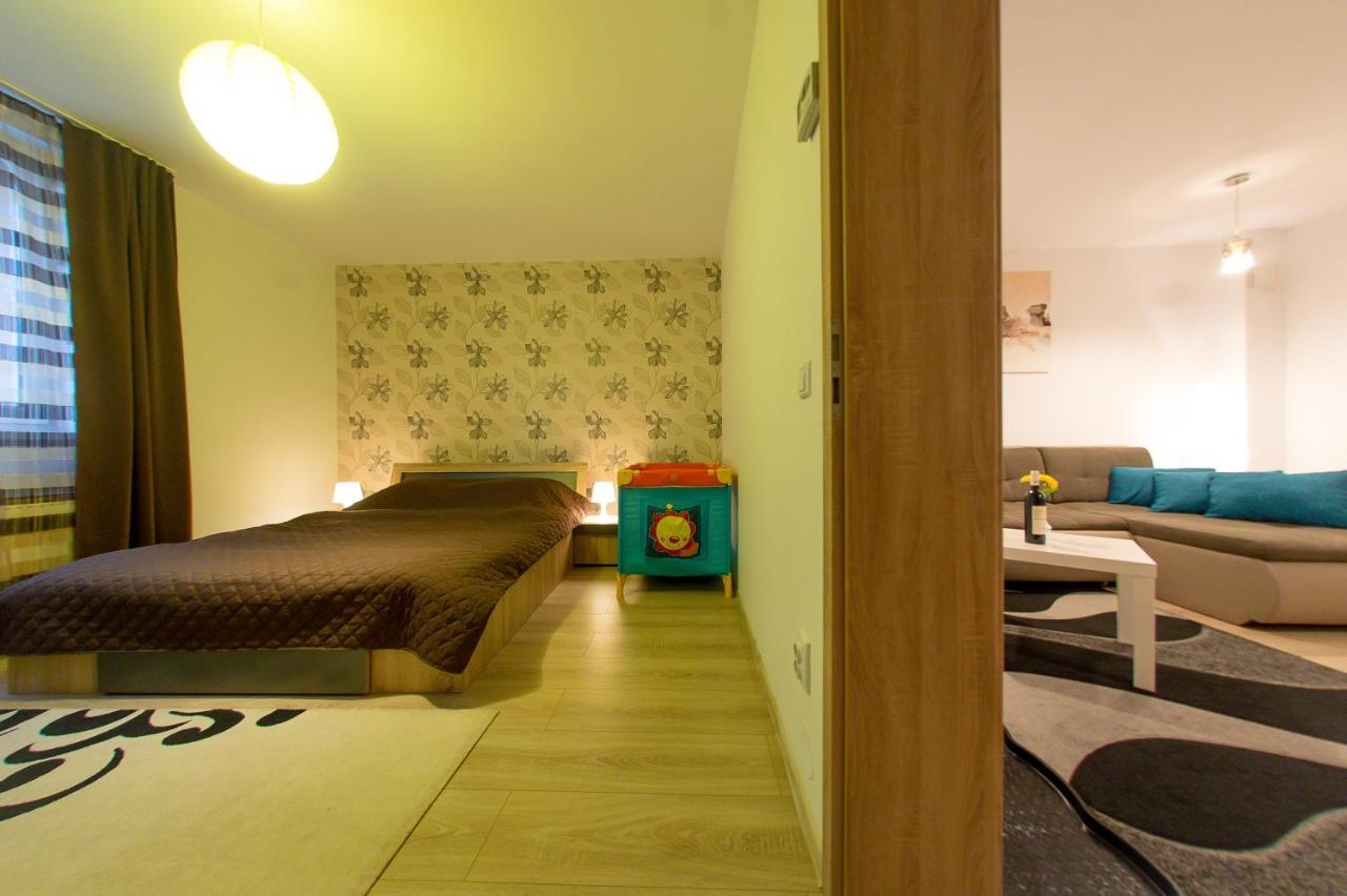 Terezianum Apartments, Free Parking シビウ エクステリア 写真